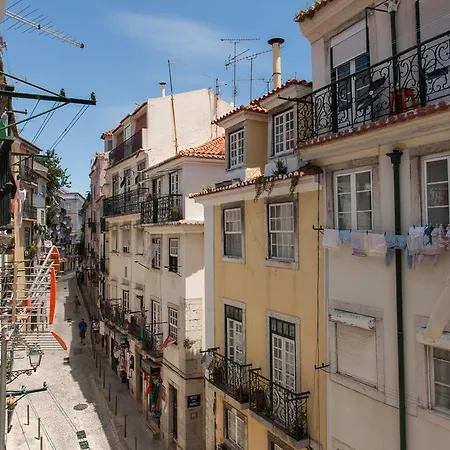 Flh Alfama Bright Apartment-2